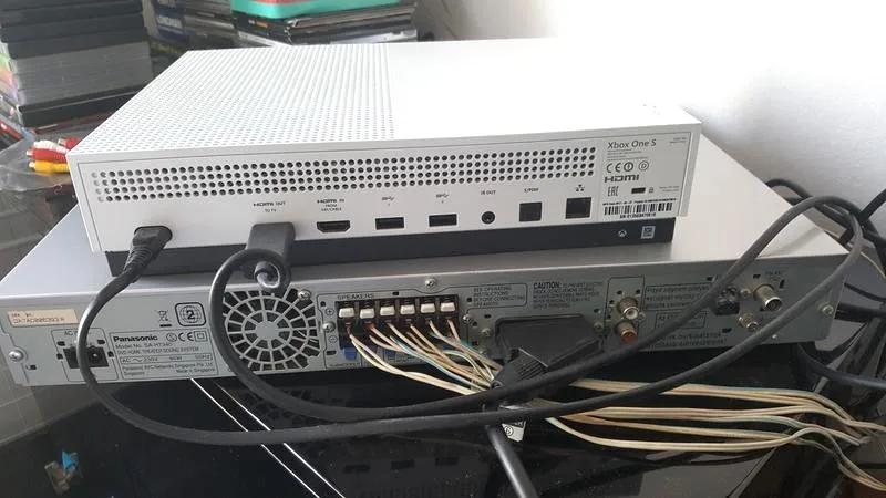 Jak właściwie podłączyć Xboxa i cieszyć się grą bez problemów